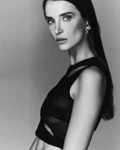 CAROL DEMARQUI 27